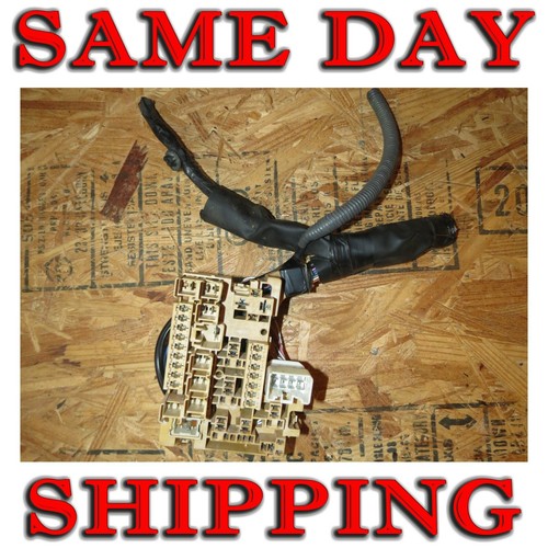 OEM 2005-2010 SCION tC Electrical Main Fuse Relay Box 05-10 - Picture 1 of 7