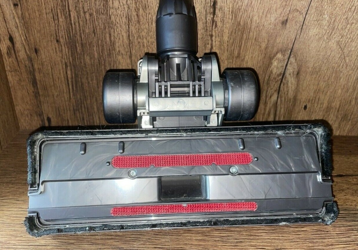 博士　Dyson s-l1200.jpg