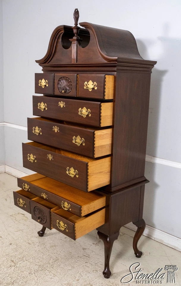 69958: HENKEL HARRIS Mahogany Queen Anne Bonnet Top Highboy - Image 4 of 4