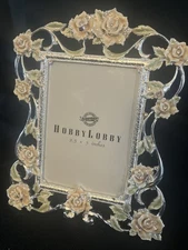 Beautiful Floral Metal Picture Frame sold in Hobby Lobby. 3.5”x 5”