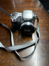 Kodak Easyshare Z710 Digital Camera 7.1 MP Schneider-Kreuznach 10X Optical Zoom