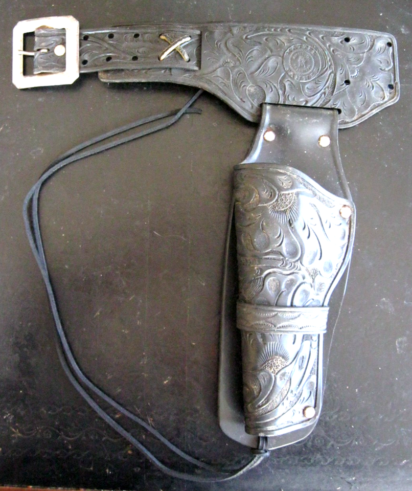PISTOL CAP REVOLVER ET HOLSTER TWIN SET RARE