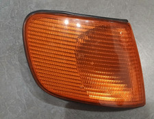 Clignotant Audi 100