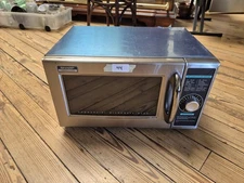 Sharp Commercial Microwave Oven – 1000W – Stainless Steel – Excellent 