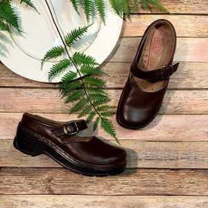 Klogs Mules Brown Leather Clogs Slip On Comfort Slip Resistant
