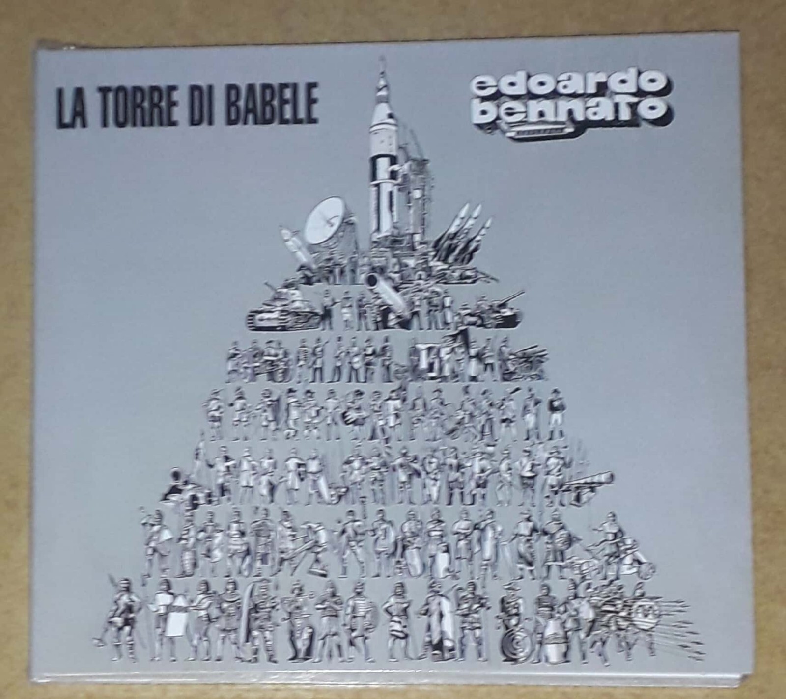 Foto 1 di 2