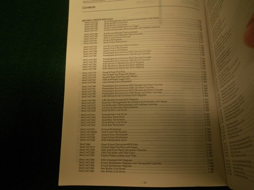 Vintage Signetics High-Speed CMOS Data Manual 1986 Catalog - Picture 9 of 14
