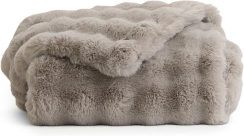 NWT Cozy Earth Cuddle BUBBLE Blanket Faux Fur UltraSoft Luxury Throw Gray w/ Bag