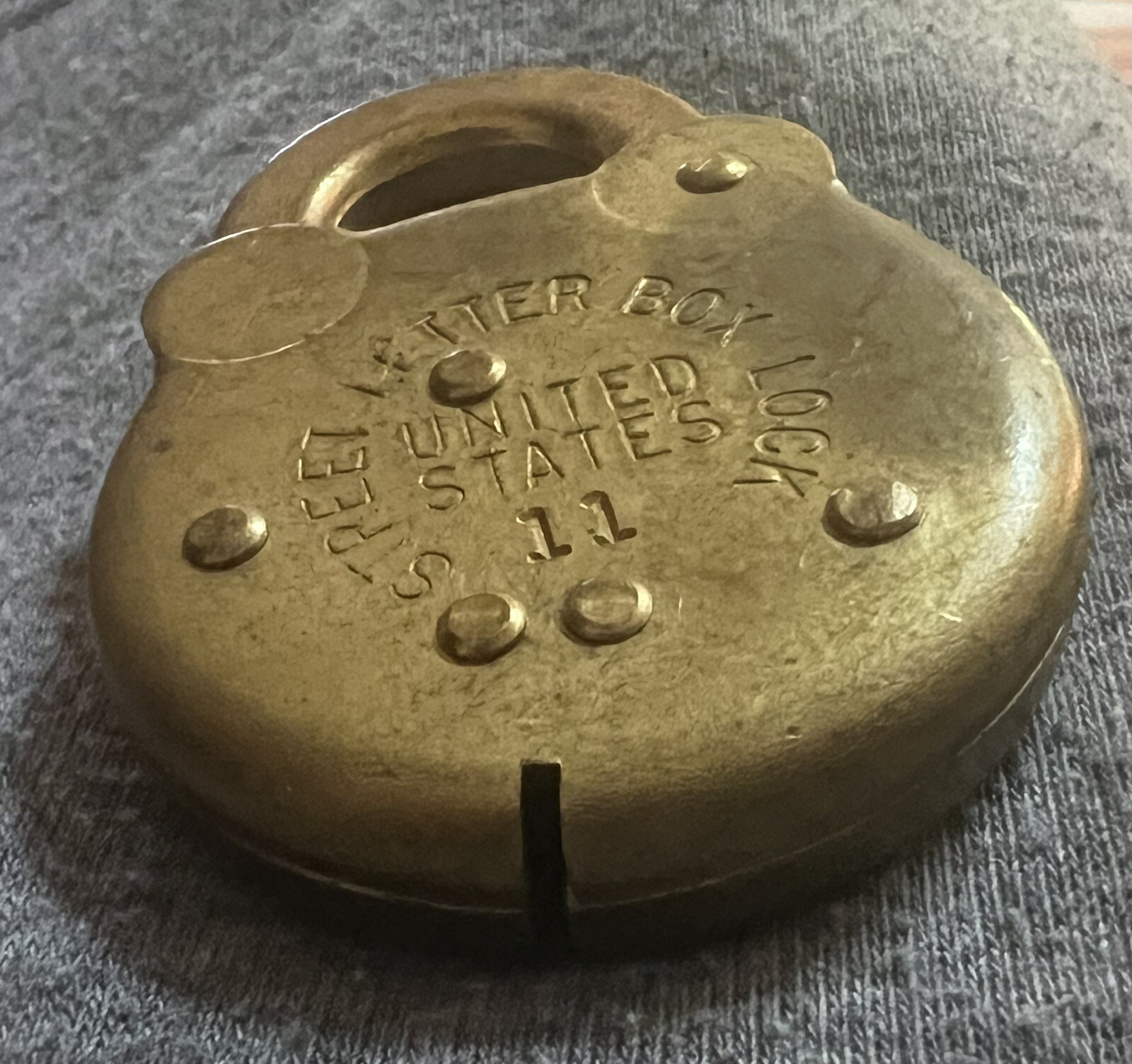 Post Office Street Letter Box Lock 11 *NO KEY* obsolete brass padlock