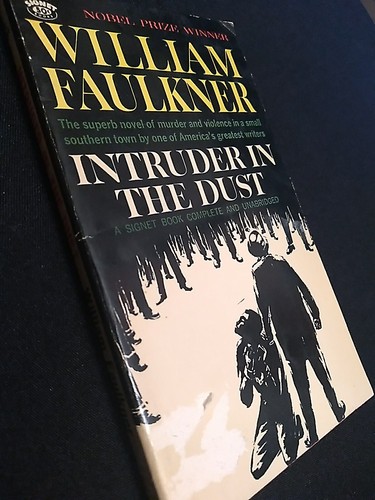 William Faulkner Intruder in the Dust Signet Book (1960 8th Print) Paperback - Picture 4 of 13