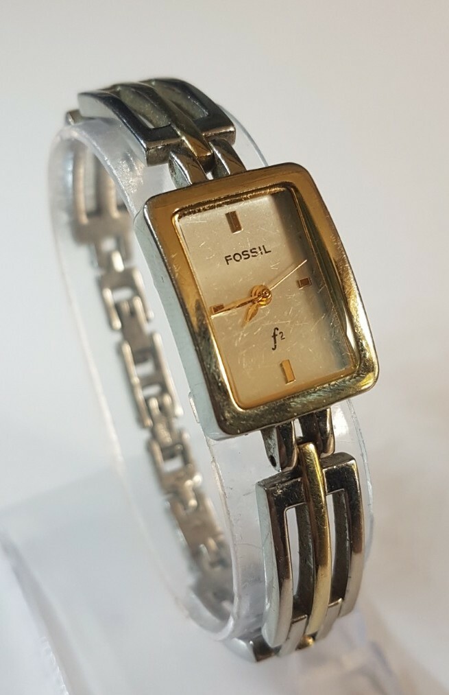 Beautiful FOSSIL F2 Women's Quartz Watch | eBay