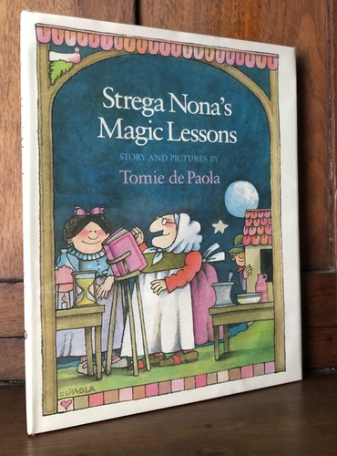 Tomie de Paola / Strega Nona's Magic Lessons -- inscribed 1st Edition 1982