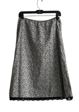 Elementz Women A line Knee Length Skirt Large Black White Floral Lace Trim