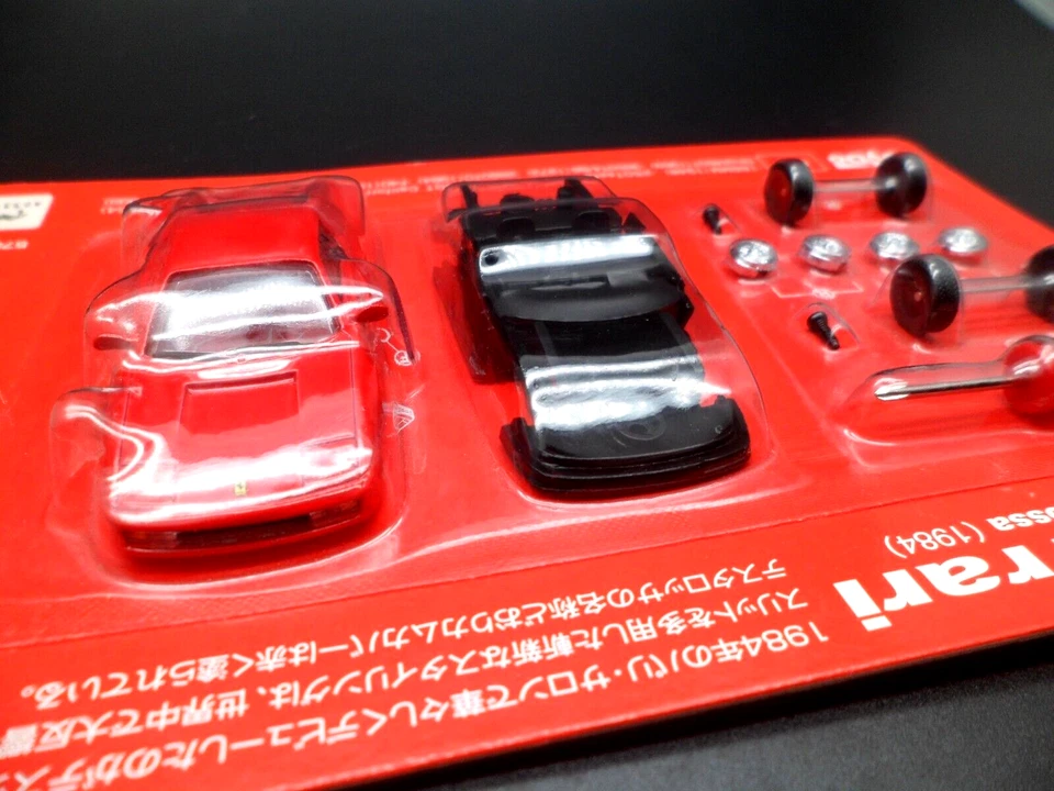 Mini Kit FERRARI TESTAROSSA 1984 Line-Up Vol.2 DyDo Kyosho Vintage 1/64 - Immagine 2 di 4