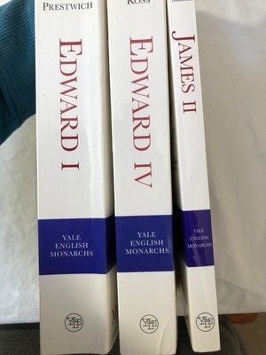 English Monarchs 3 book bundle