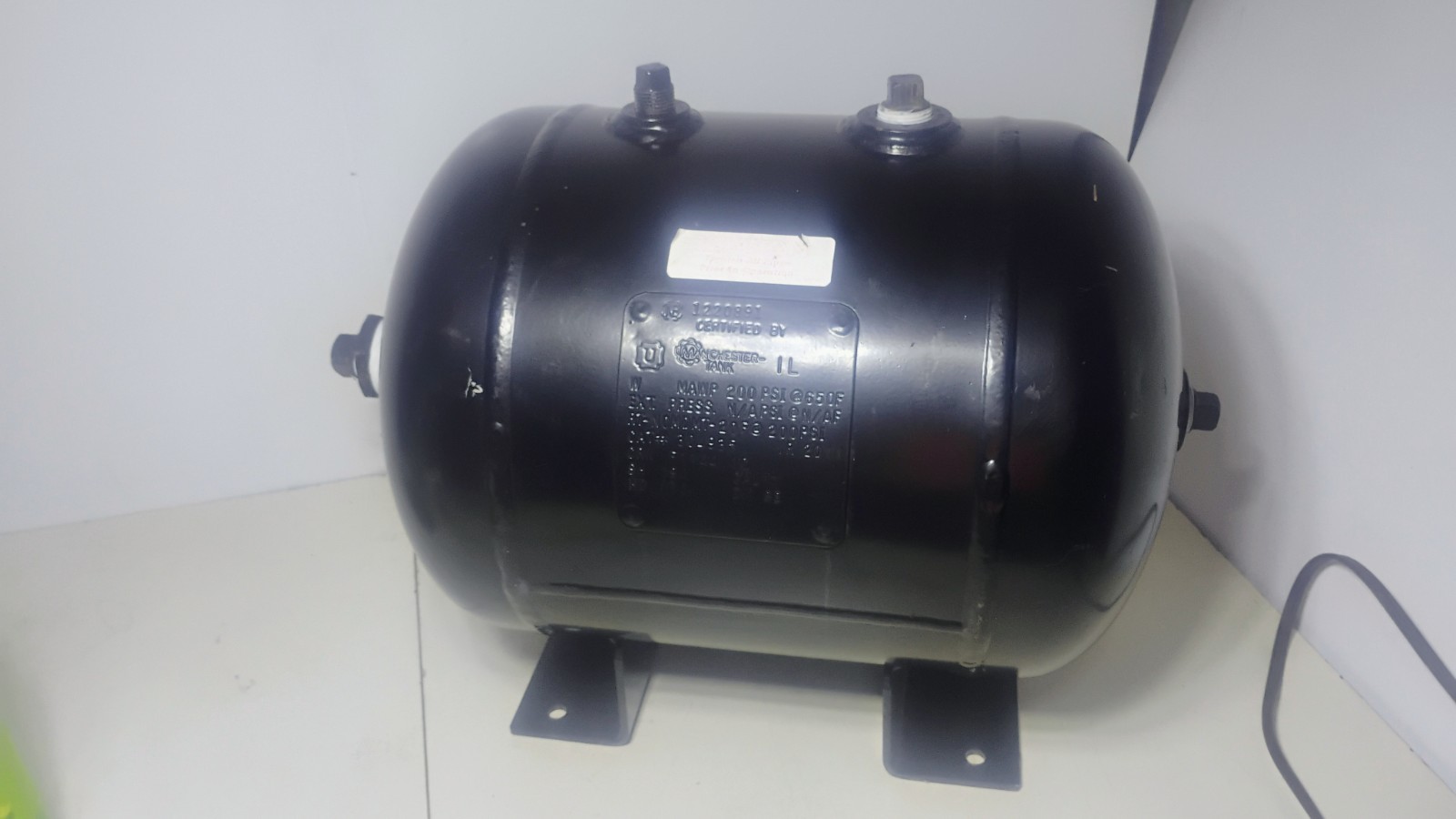 New Manchester Tank Cat# 304935 Compressed Air Tank 7 Gallon 200PSI @ 650°F