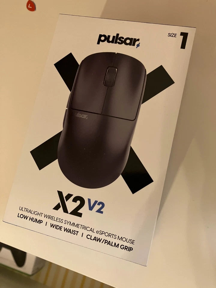 Pulsar X2V2 Mini Wireless Gaming Maus