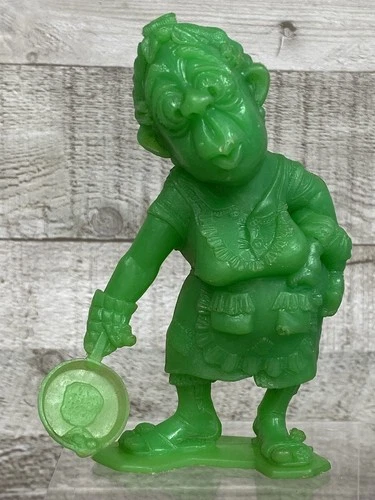 Vintage 1964 LOUIS MARX Toy WEIRD OHS MUDDER 5 " Figure NUTTY MADS Green - RARE!