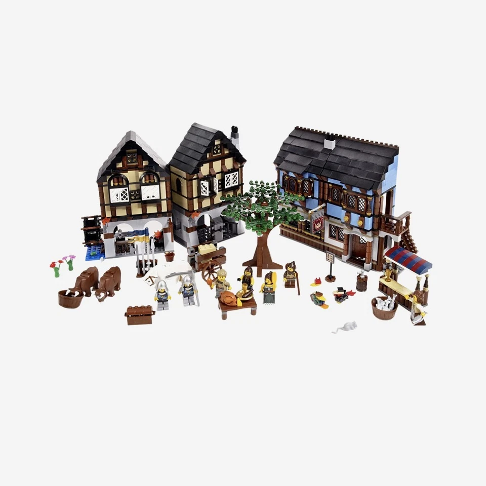 Lego 10193 Medieval Market Village 1601pcs Expedited Shipping - Sealed - Image 4 of 4