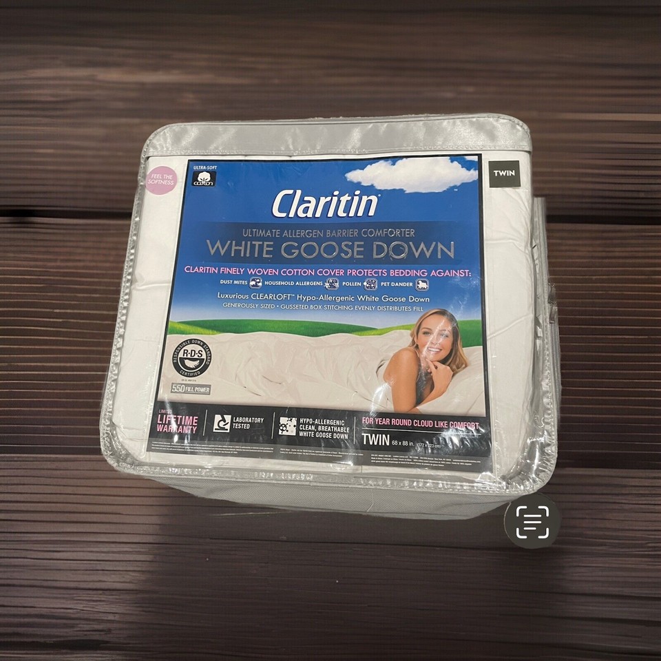 Claritin Ultimate Allergen Barrier Comforter White Goose Down TWIN SIZE
