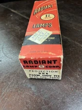 RADIANT DDB 750W-120V PROJECTOR LAMP BULB New Old Inventory