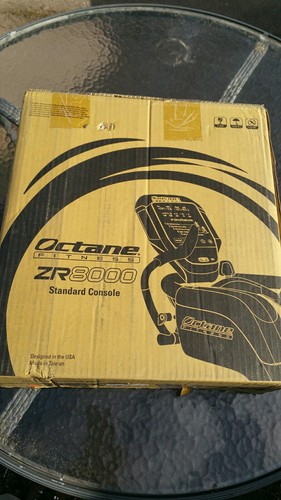 Octane fitness ZR8000 ZERO RUNNER console 8021715 elliptical control panel 11101 - Picture 3 of 10