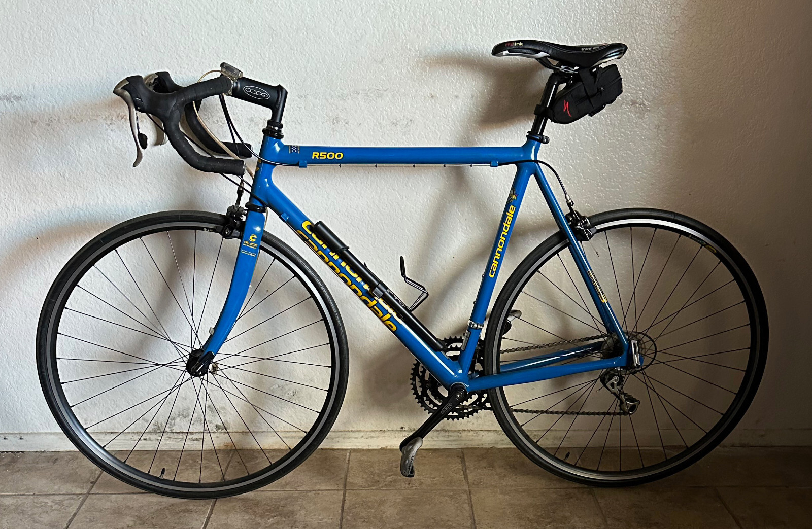 Cannondale R500 CAAD 3 Road Bicycle___LOCAL PICKUP ONLY___NO SHIPPING AVAILABLE.