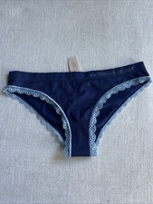 Victoria s Secret Smooth Cheekini Bikini Panty Stretchy Navy Blue S New