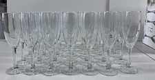 Luminarc Arcoroc Nuance Glass Champagne Flutes Boxed Set of 12 ~ 5.75 Oz France