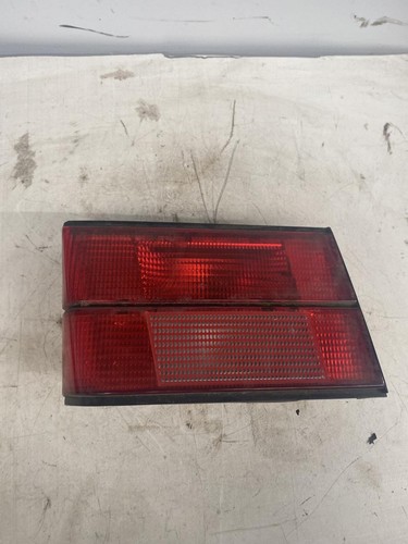 RÜCKLICHT LINKS INNEN BMW 5 serie (E34) Sedan 520i 24V (M50-B20) 13751100