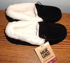 NWT MUK LUKS Black Size 7 Woman's Moccasin Slippers: Faux Suede/Faux Fur