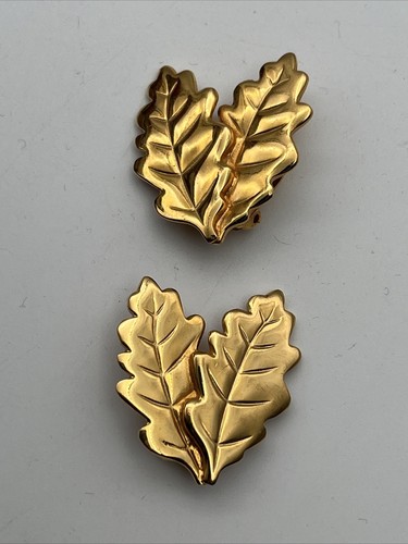 Boucles D'oreilles Clips Inès De La Fressange - Plaque Or Vintage 3.5 X 3.5 Cm - Occasion