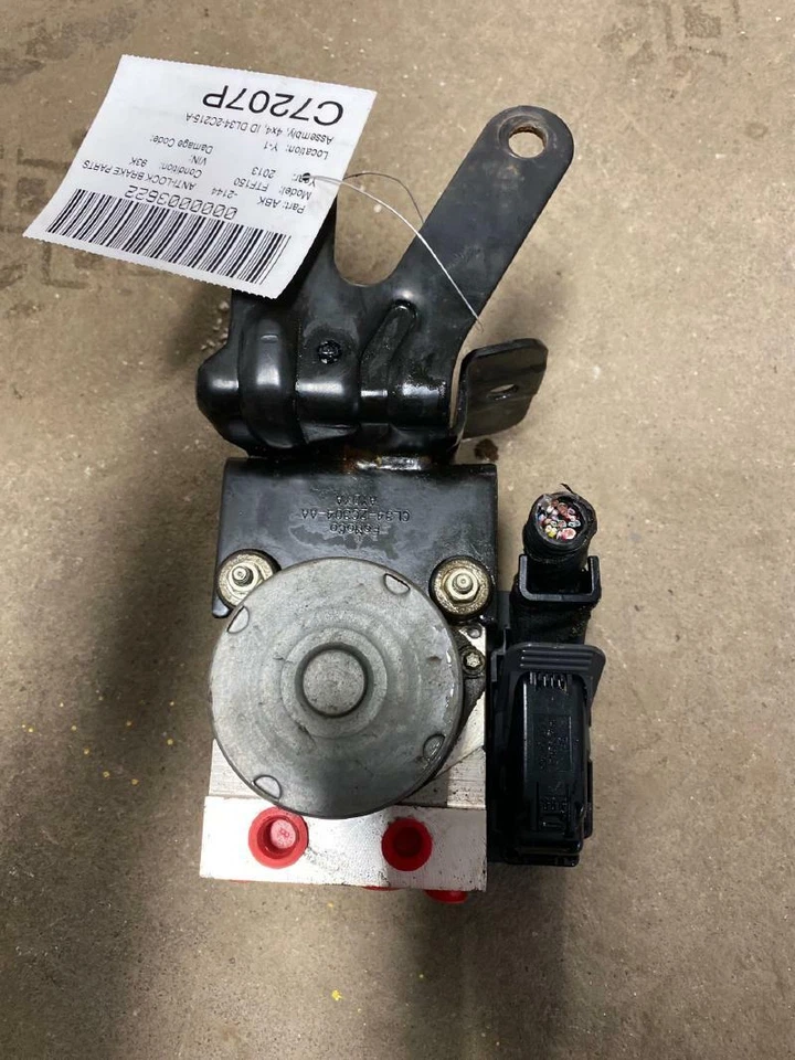 Módulo de bomba de freno antibloqueo ABS para camioneta Ford F150 2013-2014 montaje 4x4 OEM Foto 3 de 4