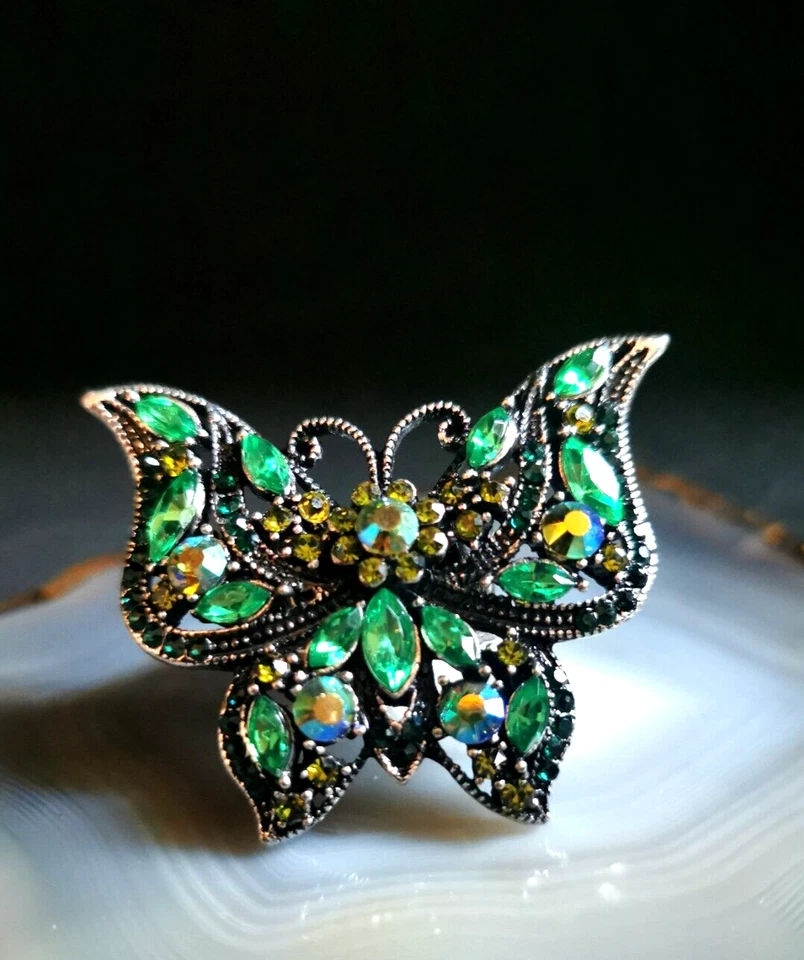 Ring Edelstahl XL Schmetterling Kristalle grün opalisierend wertig 21g anpassbar