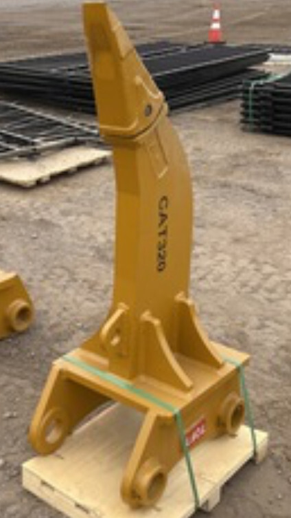 CAT 320 Excavator Frost Tooth Ripper 80mm Pins B Linkage Tree