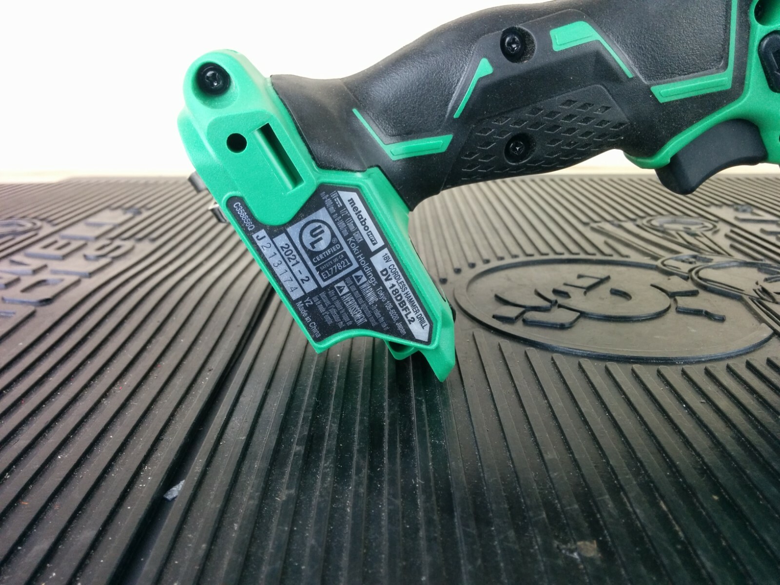 am061 NEW! Metabo HPT DV18DBFL2 1/2in 18V Brushless Cordless Hammer