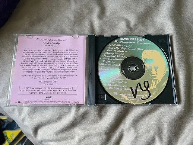 ELVIS PRESLEY - The Honeymoon Companion - Rare Promo Sampler 13 Trk CD  in Vegas - Image 4 of 4
