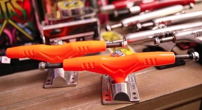 NEW Gullwing Super Pro 3 (III) - Orange - Reiussue Skateboard Trucks 9 inch Axle