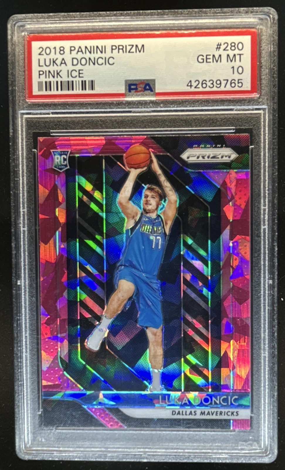 2018-19 Panini Prizm Luka Doncic Prizm Pink Ice Rookie RC #280 Mavericks PSA 10