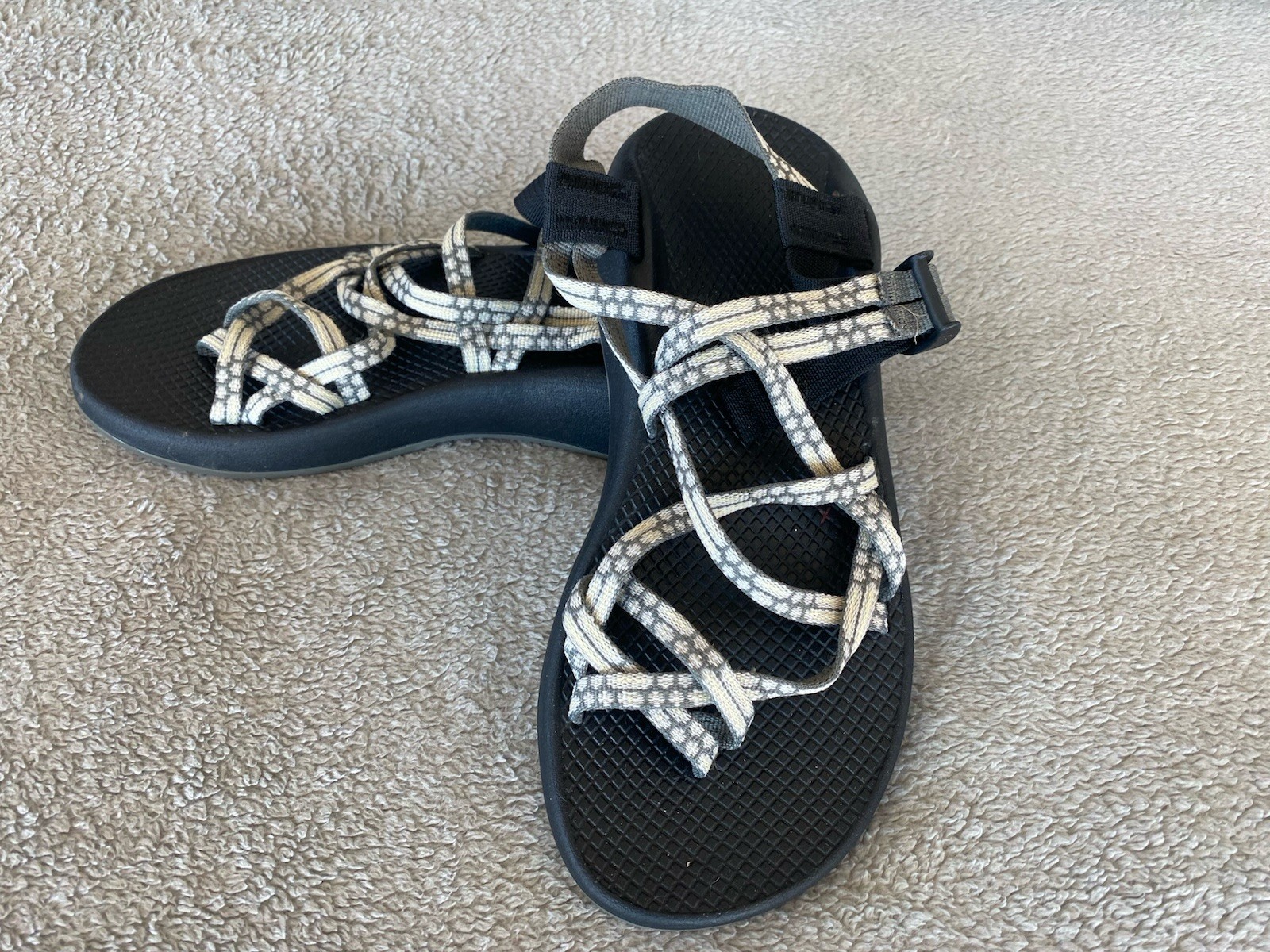 Chaco Womens ZX2 Sandals Size 9 Vibram Soles Light Beam Grey J104390W