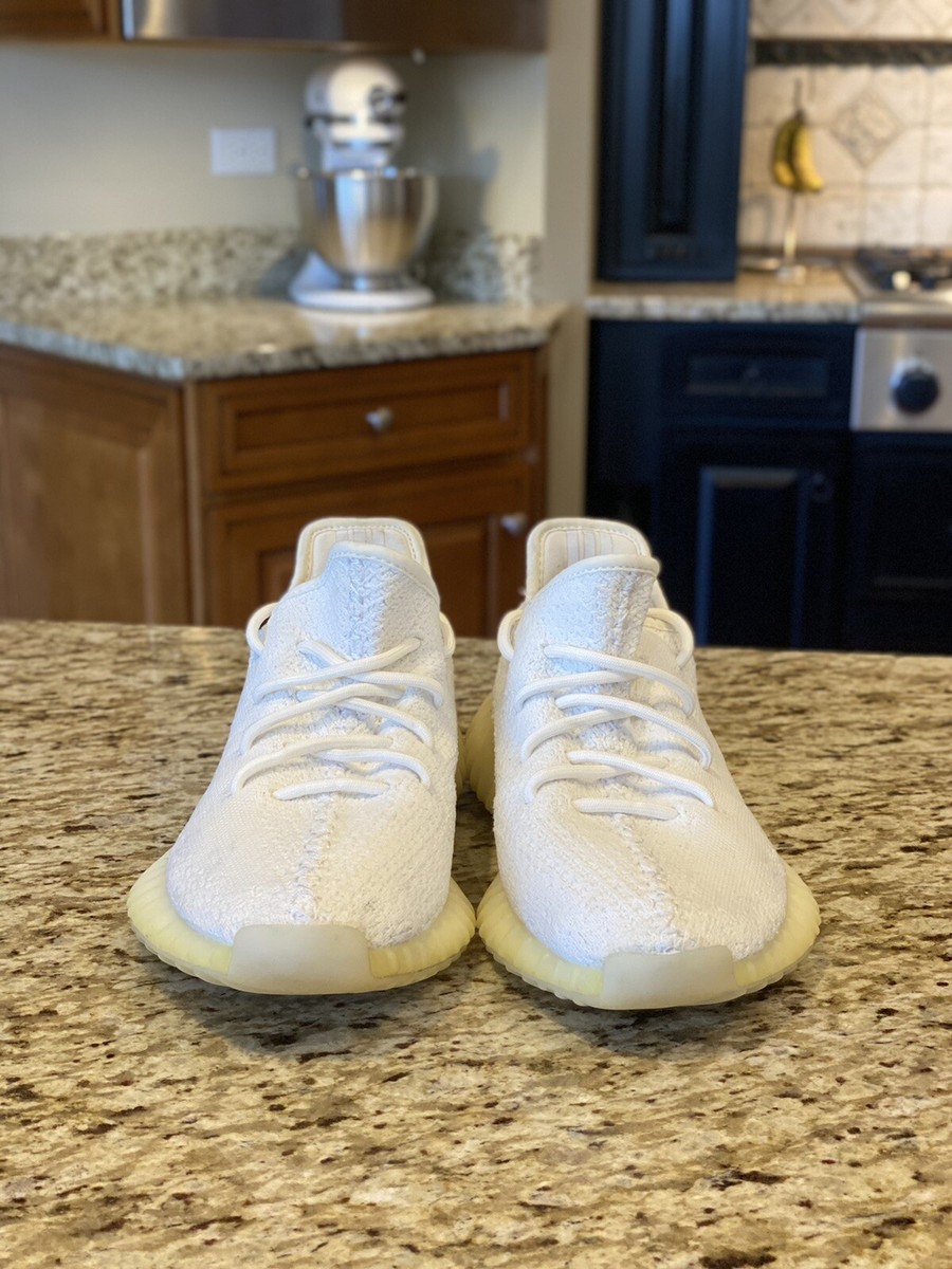 triple white yeezy size 9