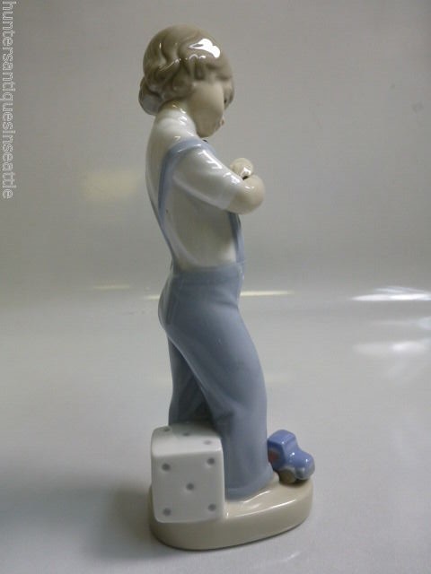 Vintage LLADRO Mechanic Boy with A Hammer Figurine #4897 | eBay