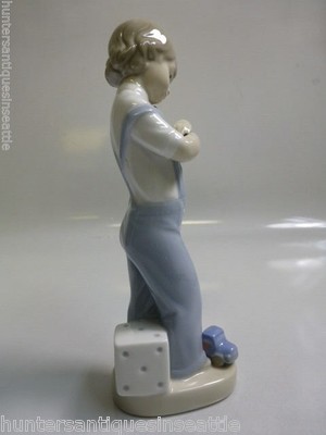 Vintage LLADRO Mechanic Boy with A Hammer Figurine #4897 | eBay