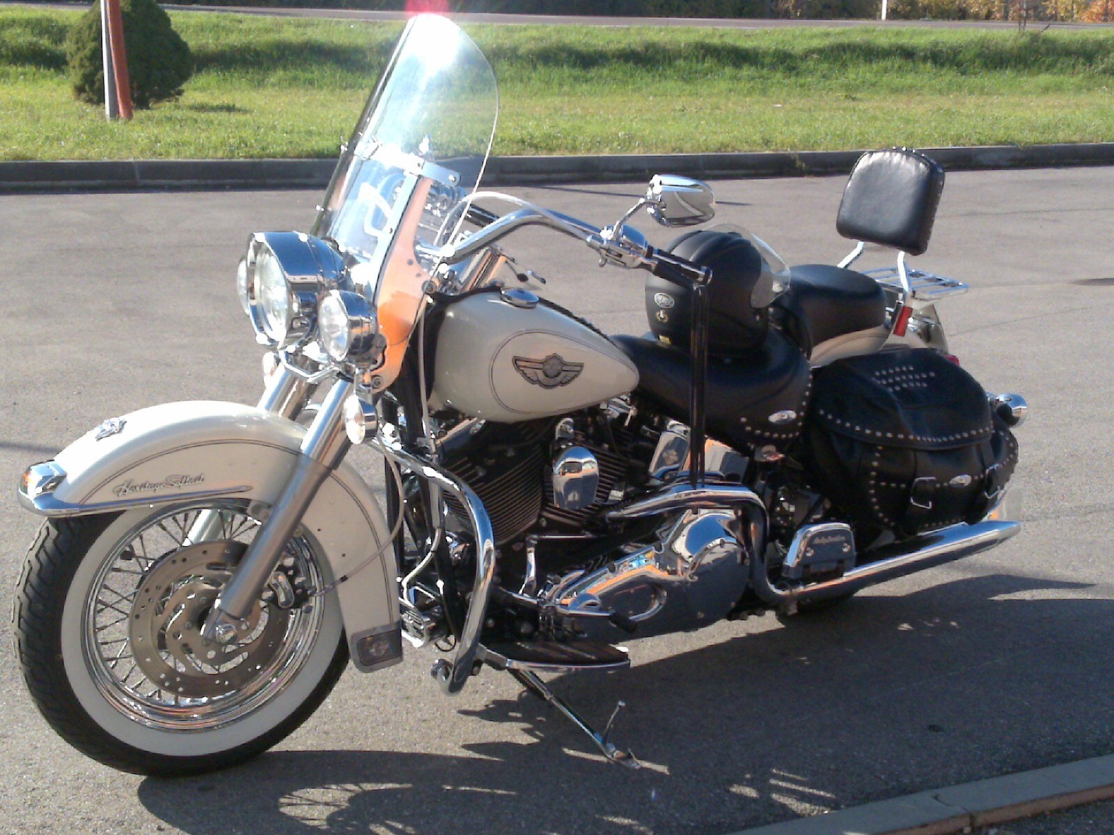 Harley Davidson Heritage Softail Centenario FLSTC foto 3