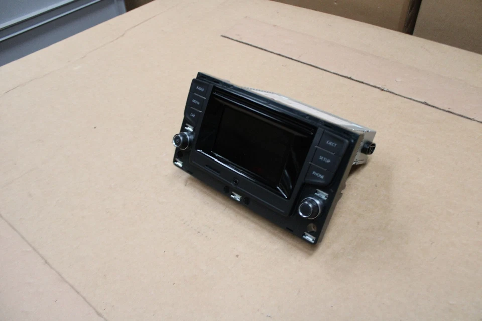 VW Golf Sportsvan 510 Composizione Colore Radio SD MIB2 Bluetooth Che 510035869 - Immagine 2 di 4