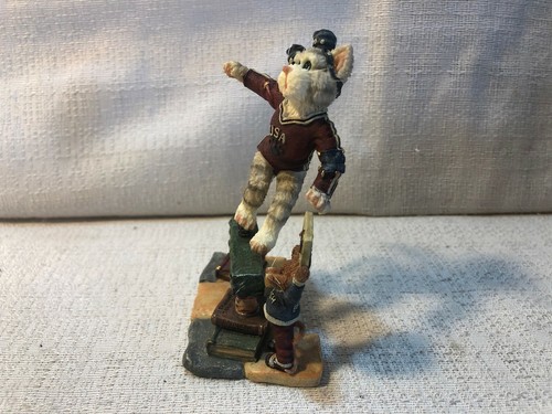 Estatuilla Boyds Bear Purrstone Dominique Surefoot Coach Colby Purrfect 1E 371052 - Imagen 2 de 7