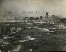 1935 Press Photo Swift current of the Niagara Falls, New York - cvb26527