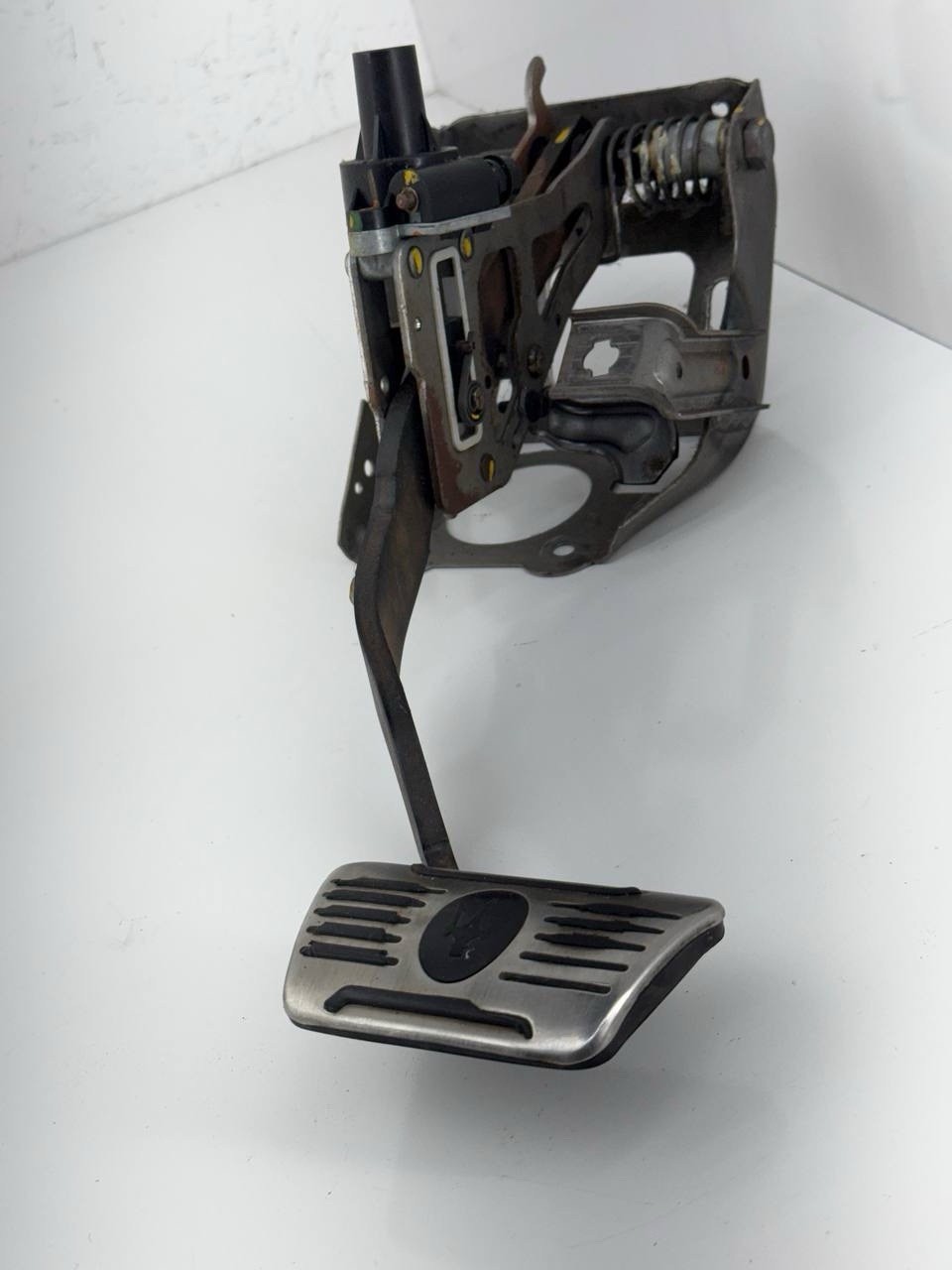 2014 - 2016 MASERATI GHIBLI Quattroporte Brake Stop Pedal 