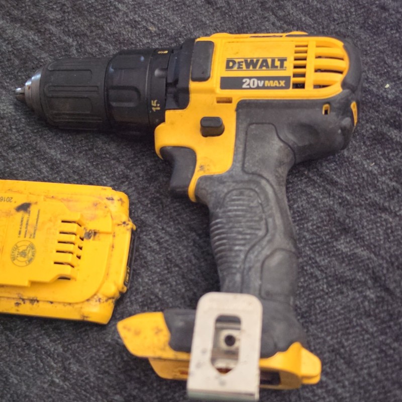 DEWALT 20V MAX XR Drill/Driver w/ Li-Ion Battery, Keyless Chuck, LED