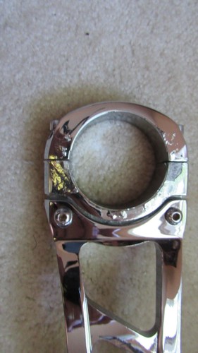 Kuryakyn Fork Brace Chrome for 200 to 2007 Harley Davidson Softail Deuce - Picture 4 of 9
